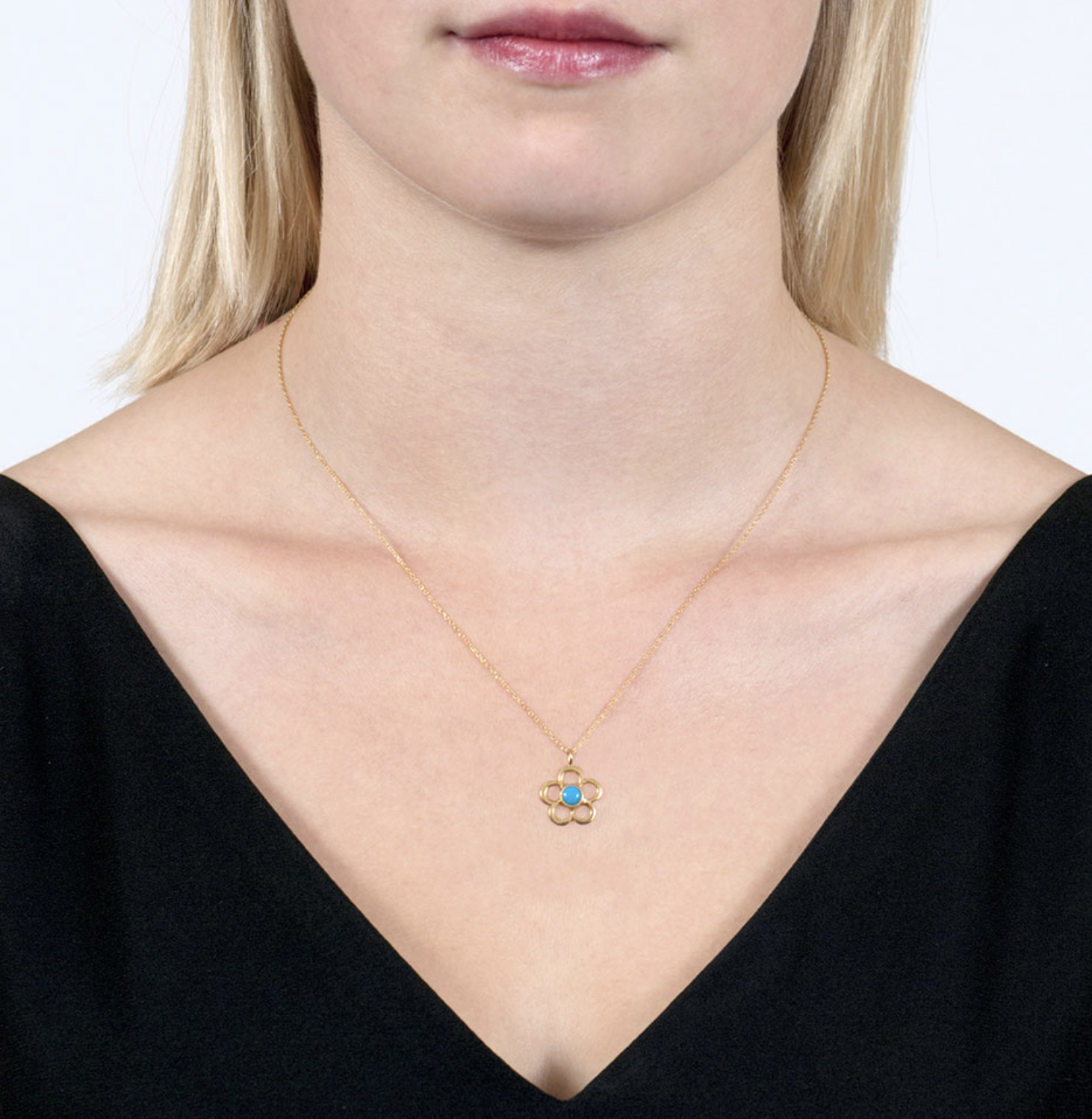 Turquoise Flower Pendant Necklace